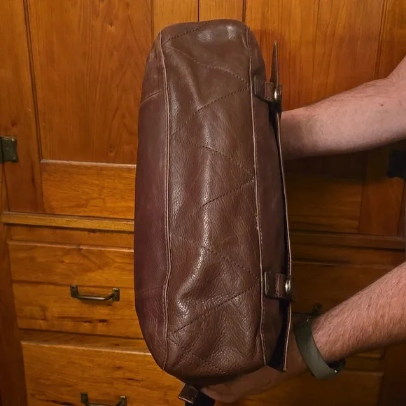 Fossil Atlas EW Brown Leather Messenger Bag